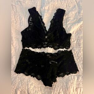 Black Lace Bralet & Panty set